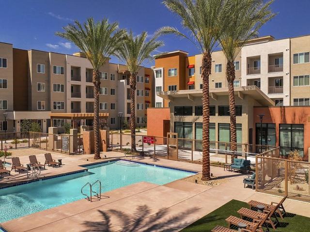 3 BR, 2 BA Apartment 16985 West Van Buren Street Unit 1014, Goodyear, AZ 85338