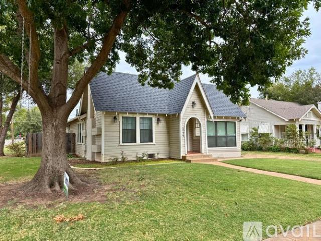 3 BR, 2 BA Apartment 1716 Victory Ave, Wichita Falls, TX 76301