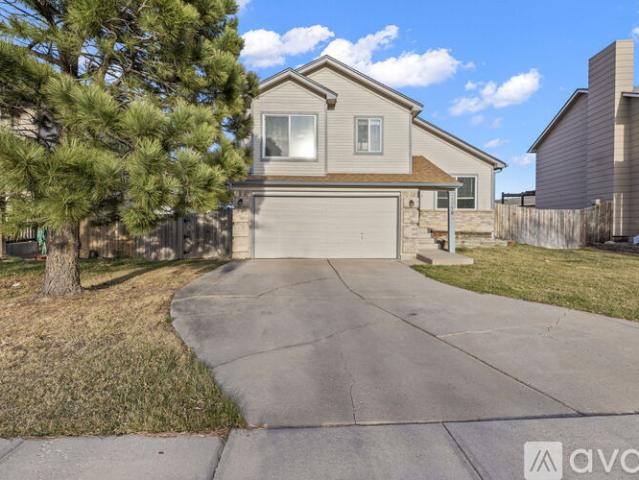 3 BR, 2 BA Apartment 1719 S Canoe Creek Dr, Colorado Springs, CO 80906