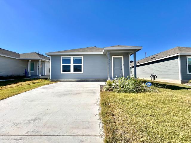 3 BR, 2 BA Apartment 175 Kyanite Drive, Maxwell, TX 78656