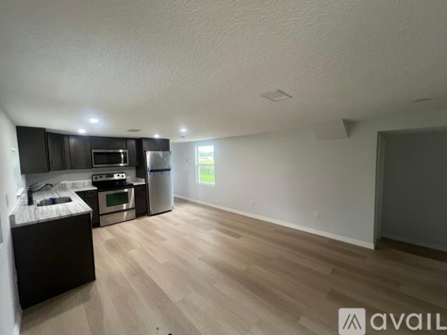 3 BR, 2 BA Apartment 17745 Southeast 283rd Avenue, Umatilla, FL 32784