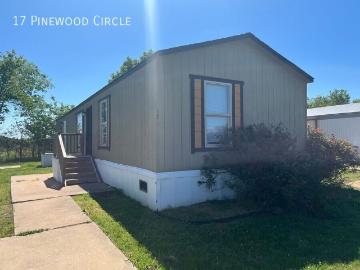 3 BR, 2 BA Apartment 17 Pinewood Circle, Stillwater, OK 74074