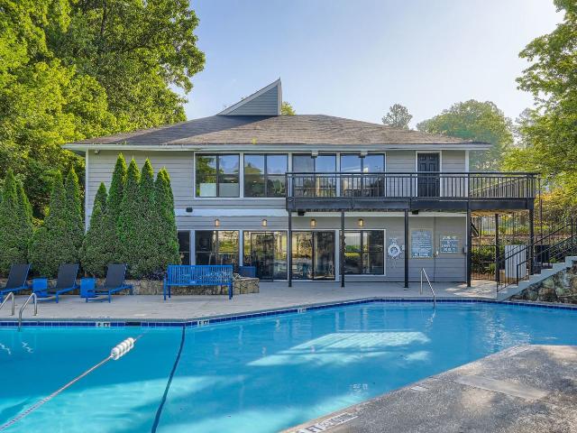 3 BR, 2 BA Apartment 1805 Roswell Road Unit 27H, Marietta, GA 30062
