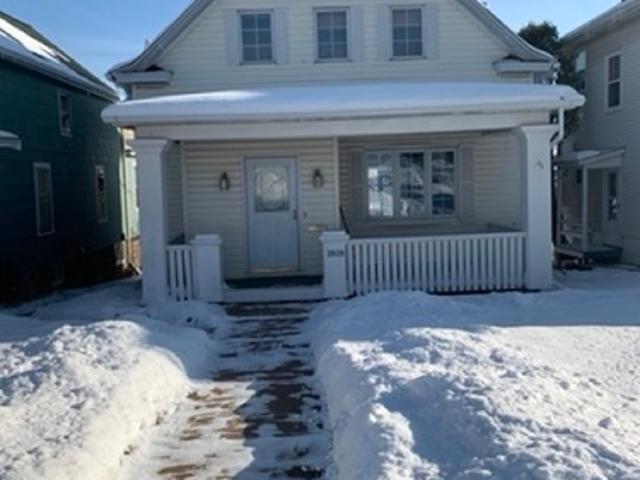 3 BR, 2 BA Apartment 1818 East 7th Street, Duluth, MN 55812