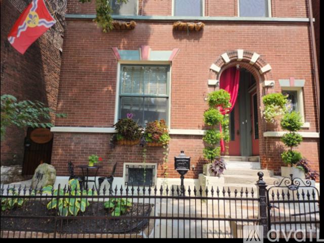 2 BR, 1 BA Apartment 1819 South 8th Street, Unit 1, St. Louis, MO 63104