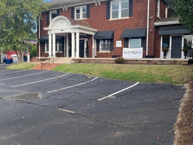 3 BR, 2 BA Apartment 1824 East Main Street, Unit C, Spartanburg, SC 29307