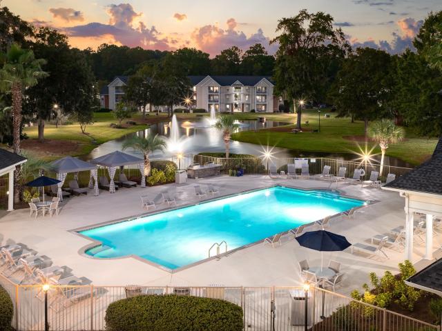 3 BR, 2 BA Apartment 1825 Grove Point Road Unit 714, Savannah, GA 31419