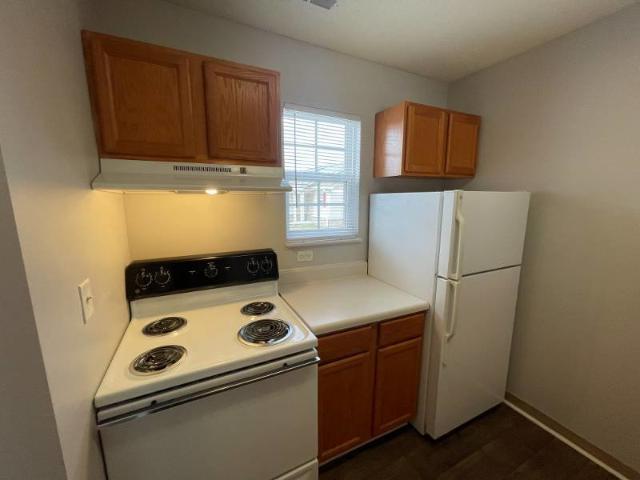 3 BR, 2 BA Apartment 1830 20th Avenue Drive Northeast Unit 1844 G, Hickory, NC 28601