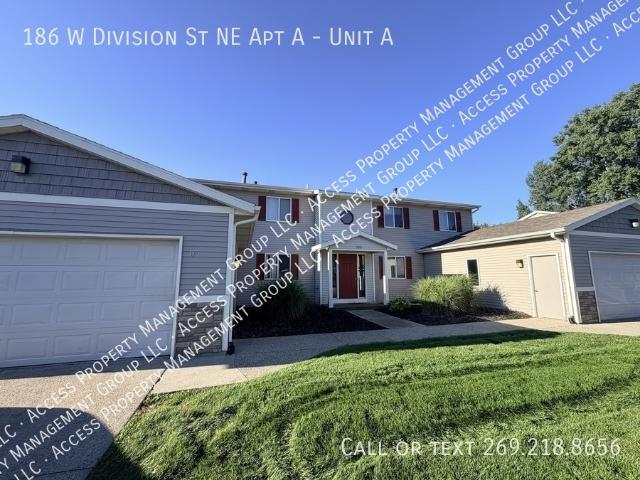 3 BR, 2 BA Apartment 186 W Division St NE Apt A, Rockford, MI 49341