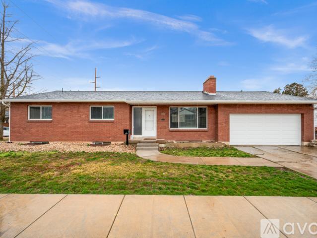 3 BR, 2 BA Apartment 1884 East 1700 South, Salt Lake City, UT 84108