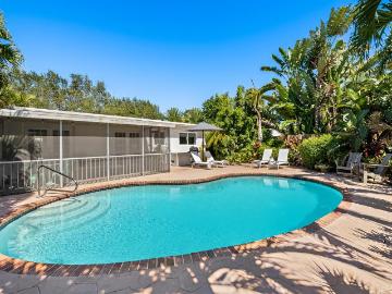 3 BR, 2 BA Apartment 1900 Northeast 19th Street, Fort Lauderdale, FL 33305