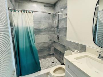 3 BR, 2 BA Apartment 1902 Briarwood Street, Dunedin, FL 34698