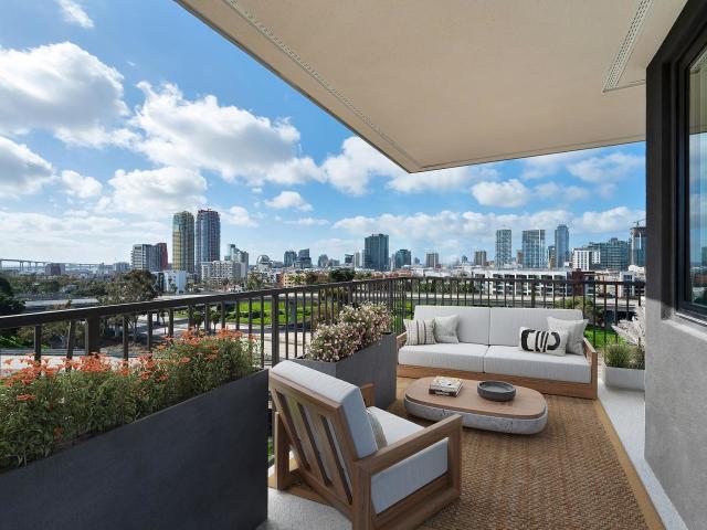 3 BR, 2 BA Apartment 1905 Broadway Unit 301, San Diego, CA 92102