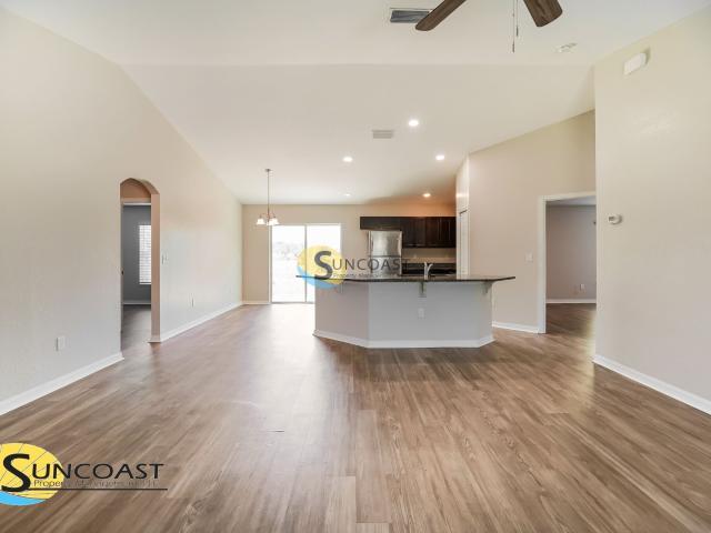 3 BR, 2 BA Apartment 1972 W Linden Dr, Citrus Springs, FL 34434