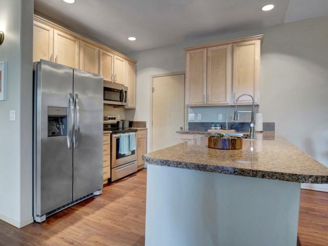 3 BR, 2 BA Apartment 1978 Trosper Road SW Unit F 103, Olympia, WA 98512