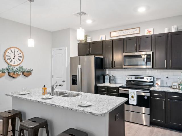 3 BR, 2 BA Apartment 1985 Needmore Road Unit 5207, Clarksville, TN 37042
