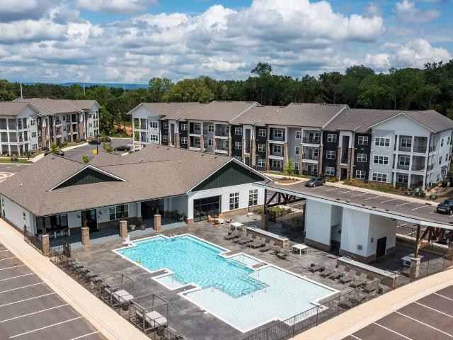 3 BR, 2 BA Apartment 1994 Highway 72 East Unit 107, Huntsville, AL 35811