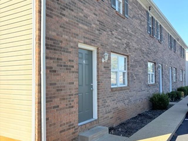 3 BR, 2 BA Apartment 1995 Ada Way, Unit A, Bowling Green, KY 42101