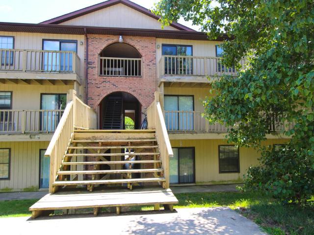 3 BR, 2 BA Apartment 1001 West Wayne Street Unit 102, Muncie, IN 47303