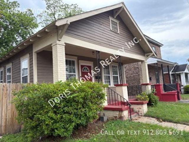 3 BR, 2 BA Apartment 1005 W Victory Drive, Savannah, GA 31405