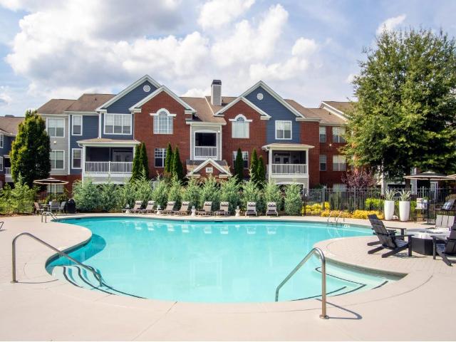 3 BR, 2 BA Apartment 100 Woodlawn Park Drive Unit 3 305, McDonough, GA 30253