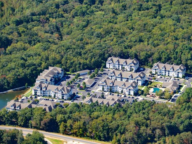 3 BR, 2 BA Apartment 100 Autumn Drive Unit 8310, Neptune, NJ 07753