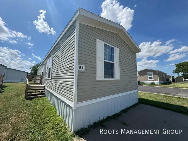 3 BR, 2 BA Apartment 1010 Reservation Rd # E01, Hays, KS 67601