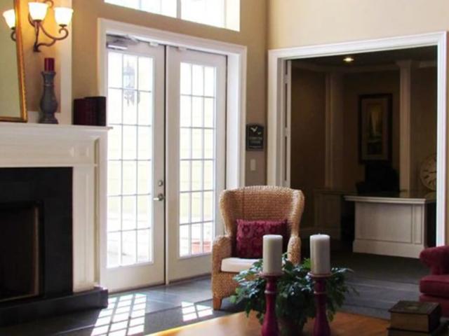 3 BR, 2 BA Apartment 10181 Windmill Lakes Blvd Unit 14 1421, Houston, TX 77075