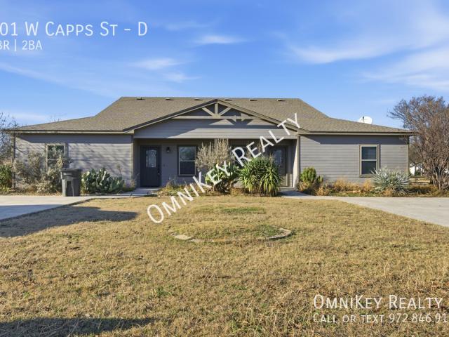 3 BR, 2 BA Apartment 101 W Capps St, Rio Vista, TX 76093