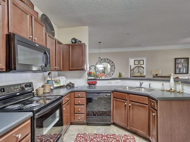 3 BR, 2 BA Apartment 101 Saluda Pointe Drive Unit 1122, Lexington, SC 29072