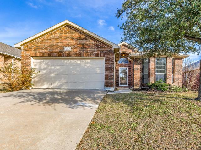 3 BR, 2 BA Apartment 10208 Los Barros Trail, Fort Worth, TX 76177