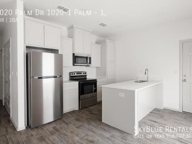 3 BR, 2 BA Apartment 1020 Palm Dr 1020 1 Palm, Alamo, TX 78516