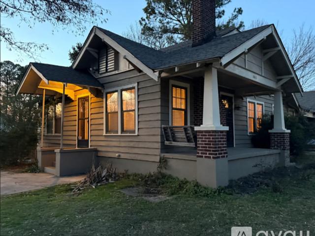 3 BR, 2 BA Apartment 1021 Prospect Avenue, Jackson, TN 38301