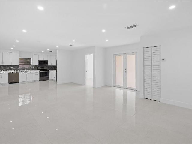 3 BR, 2 BA Apartment 10351 Southwest 164th Street, Miami, FL 33157