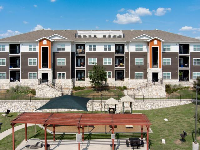 3 BR, 2 BA Apartment 1044 Norwood Park Blvd Unit 10208, Austin, TX 78753