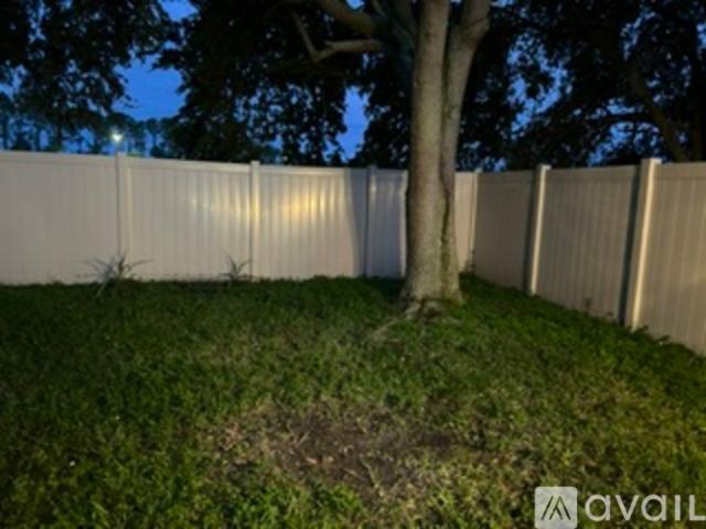3 BR, 2 BA Apartment 10455 Blackmore Drive, Unit 1, Tampa, FL 33647
