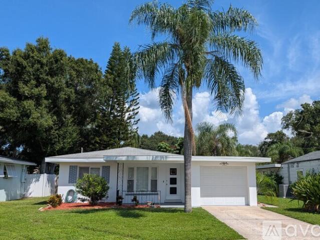 3 BR, 2 BA Apartment 1048 Charles Street, Clearwater, FL 33755