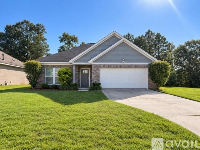 3 BR, 2 BA Apartment 104 Huron Dr, Dothan, AL 36301