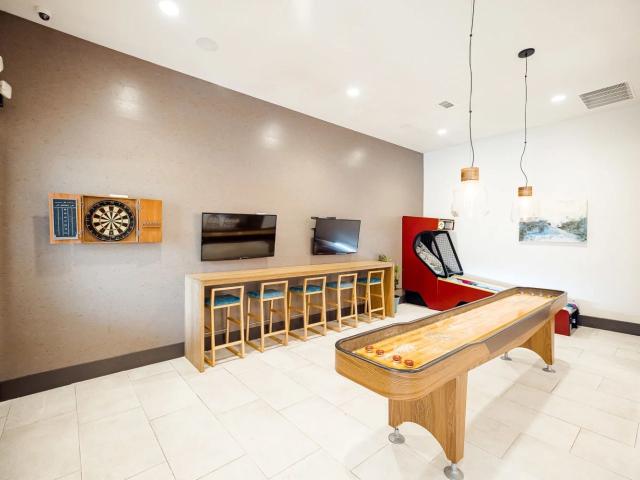 3 BR, 2 BA Apartment 10505 South Interstate 35 Frontage Road Unit 20 2025, Austin, TX 78747
