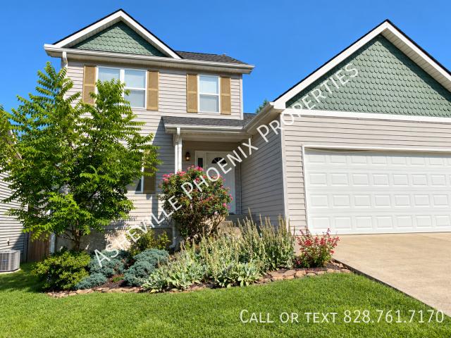 3 BR, 2 BA Apartment 105 Woodcreek Circle, Swannanoa, NC 28778