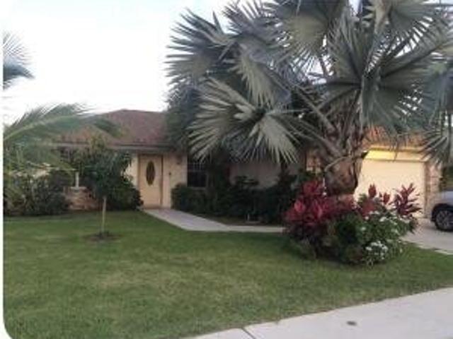 3 BR, 2 BA Apartment 105 Raintree Trail, Jupiter, FL 33458