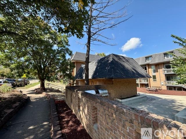 3 BR, 2 BA Apartment 1065 University Avenue, Unit 121, Boulder, CO 80302