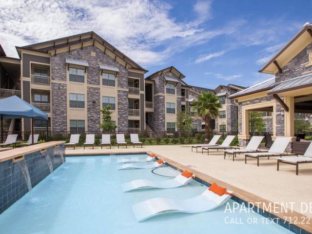 3 BR, 2 BA Apartment 106 Cactus StÂ, Lake Jackson, TX 77566