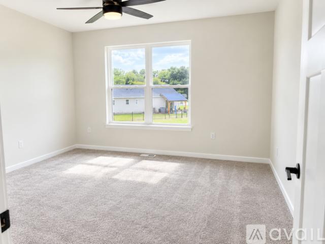 3 BR, 2 BA Apartment 106 Langdon Ct, Cambria, WI 53923