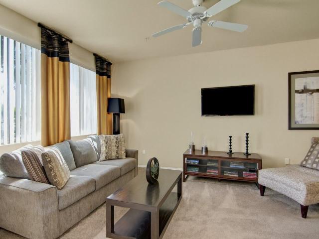 3 BR, 2 BA Apartment 10847 West Olive Avenue Unit 2062, Peoria, AZ 85345