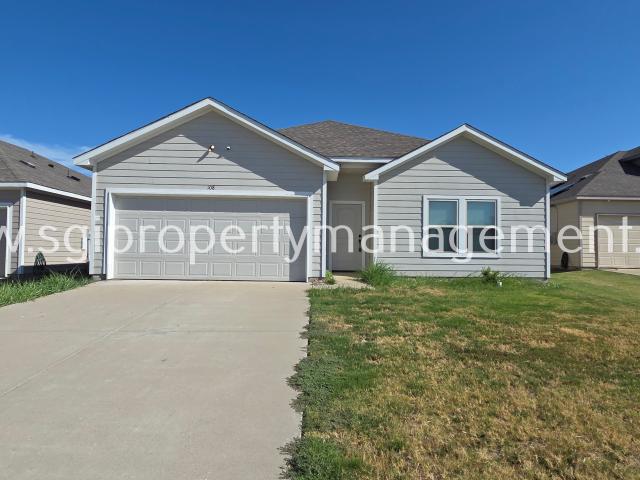 3 BR, 2 BA Apartment 108 Canales Cir, Greenville, TX 75401