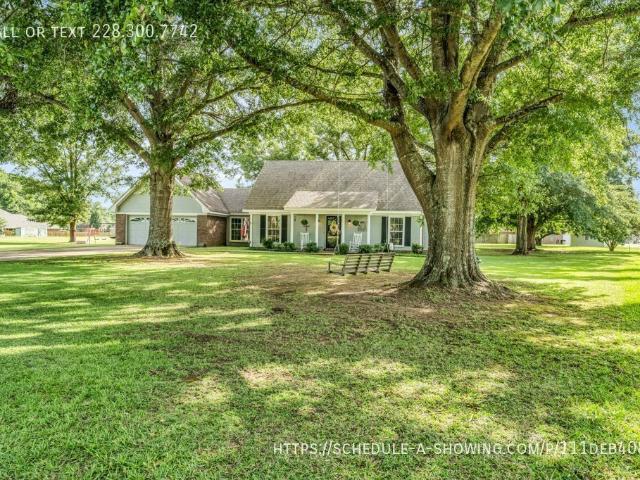 3 BR, 2 BA Apartment 108 Countryside Ln, Columbus, MS 39702