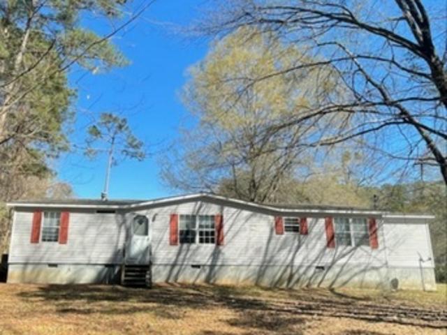 3 BR, 2 BA Apartment 108 Kay Avenue Northeast, Milledgeville, GA 31061