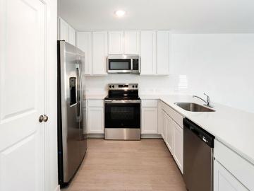 3 BR, 2 BA Apartment 10903 Honey Crisp Unit 10810LB, San Antonio, TX 78252