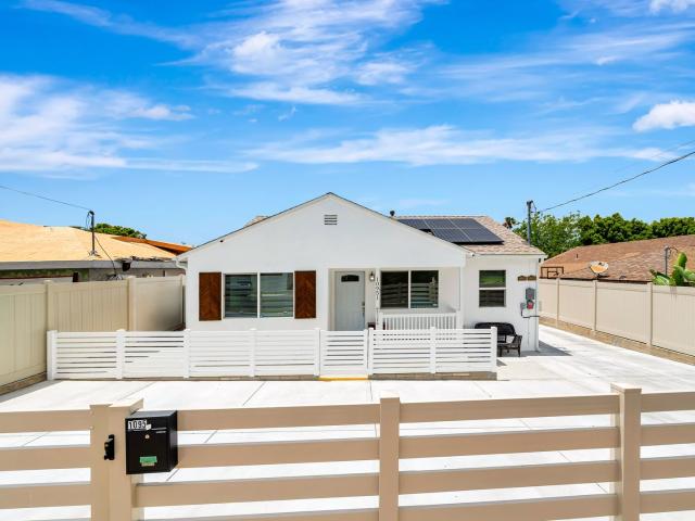 3 BR, 2 BA Apartment 10951 Whitegate Ave, Sunland CA 91040, Sunland, CA 91040